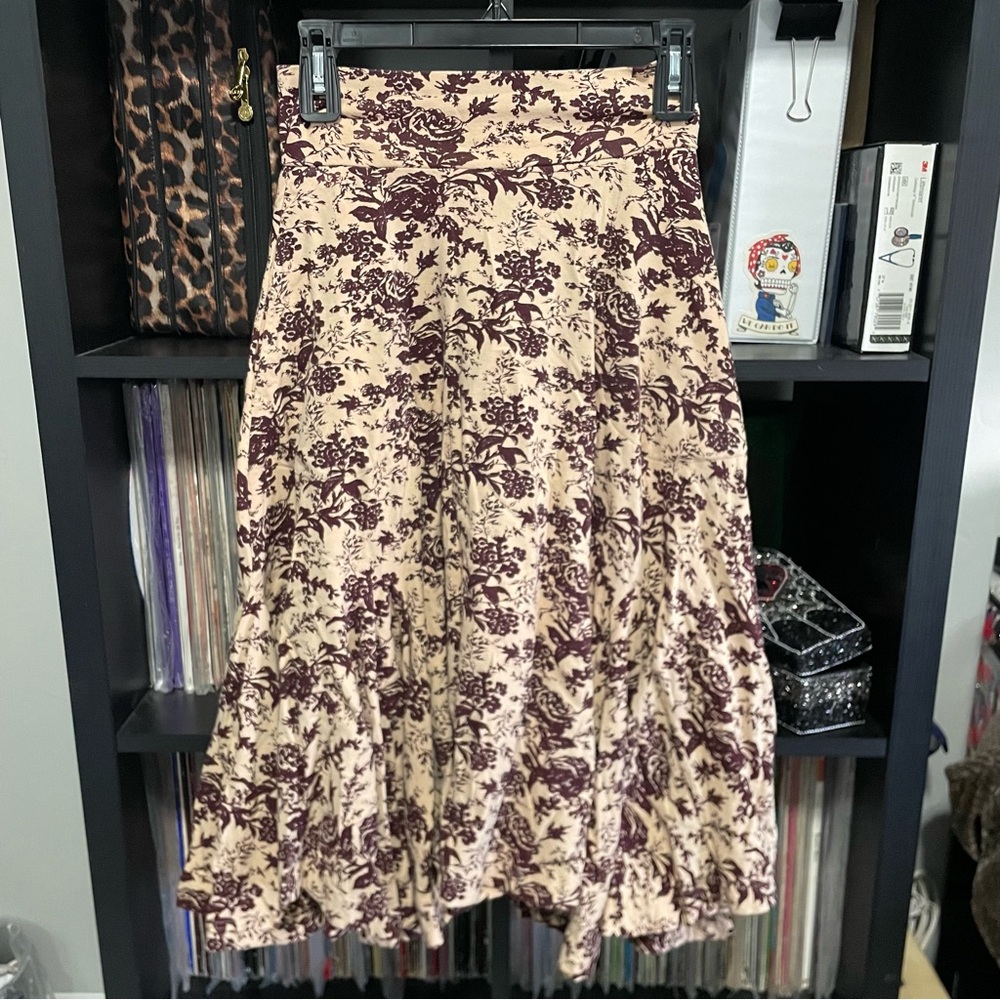Effie’s Heart Ruffle Hem Floral Midi Skirt